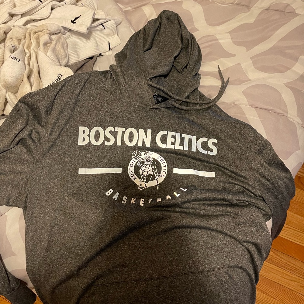 Light sweatshirt